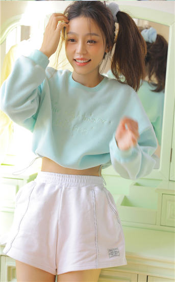 香蕉榴莲秋葵绿巨人WWW截图4