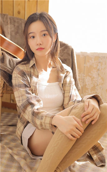 香蕉榴莲秋葵绿巨人WWW免费版截图3