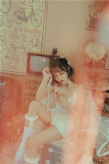 草莓香蕉芭蕉绿巨人截图1