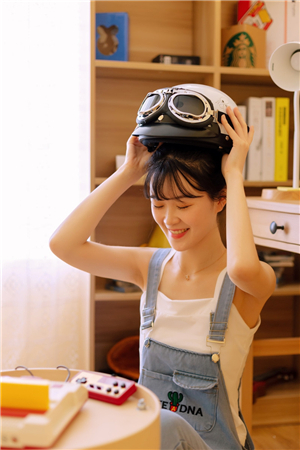 向日葵视频app下载安装无限看免费-苏州晶体公司安卓版截图1