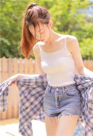 杏吧芭乐绿巨人黄瓜小黄鸭最新版截图4