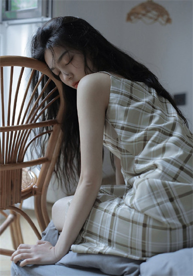 日韩一卡2卡3卡新区乱码最新版截图1