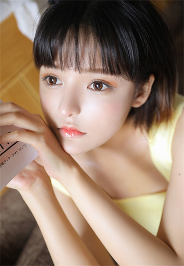 日产精品一卡2卡三卡4乱码手机版截图4